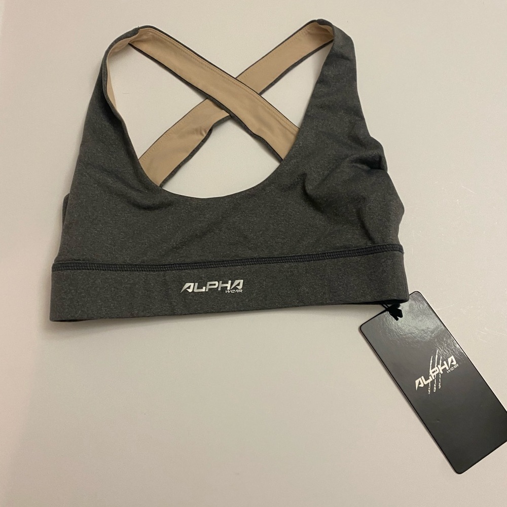 Alpha Wear Fitness Grey Heather Sports Bra 45.99 New *NO INSERTS* M Medium
